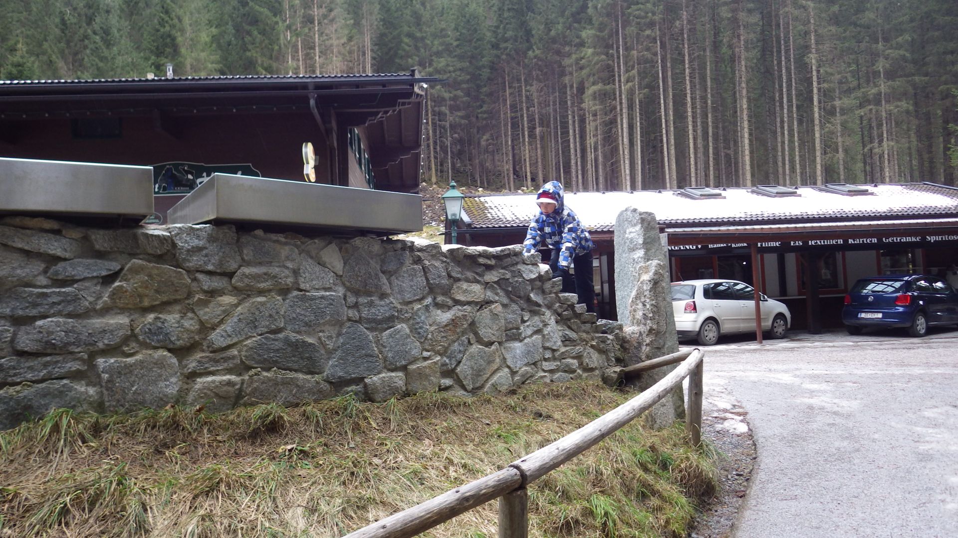 U krymlskych vodopadu